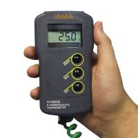 Digital Temperature Reader – High-Precision Thermometer for Flow Chemistry